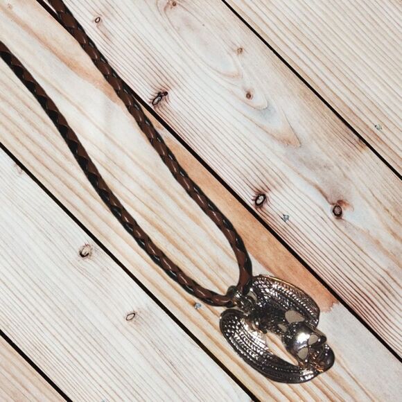 New. Goth inspired silver Eagle with skull… - Picture 6 of 10